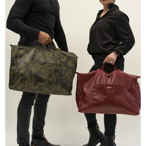 95 Killers Deep Red Genuine Leather Tote/Duffle Bag - Picture 3 of 8